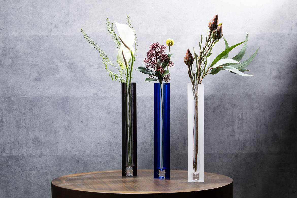Acrylic Vase / Tall