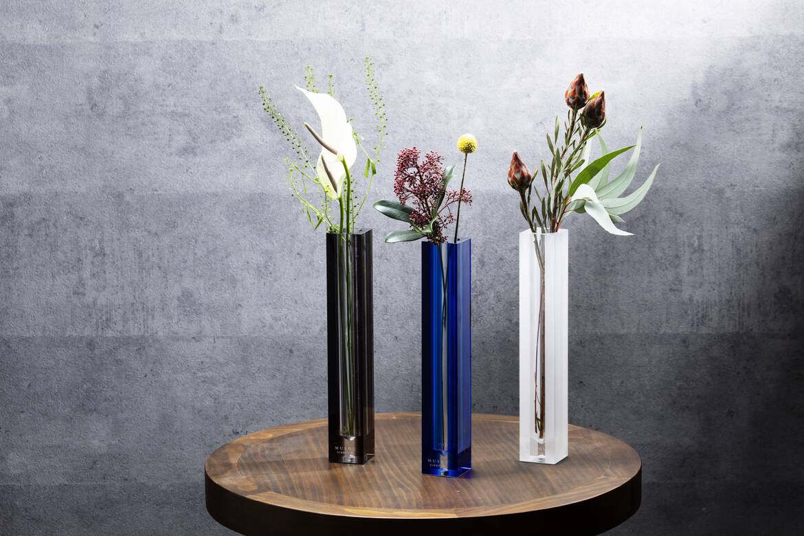 Acrylic Vase / Tall