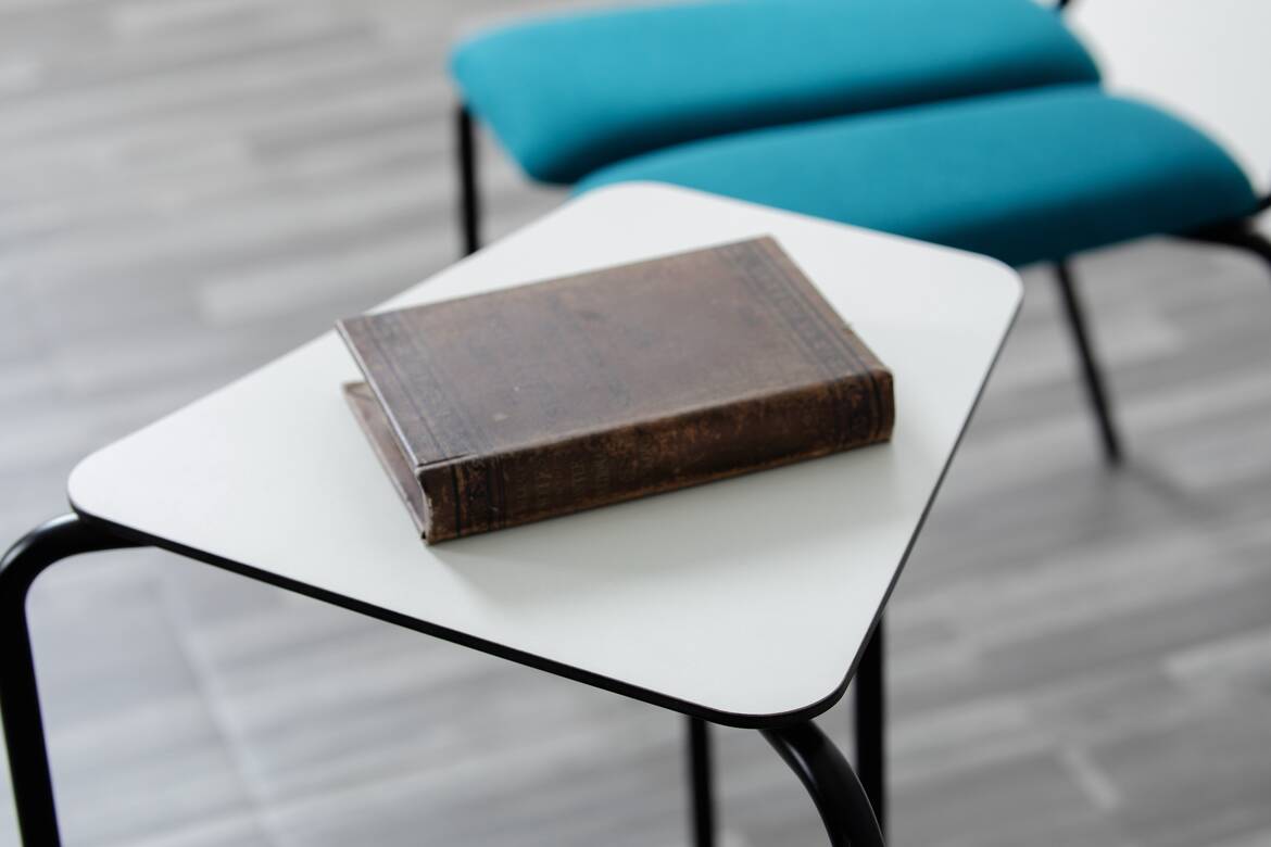 Caesar / Side Table
