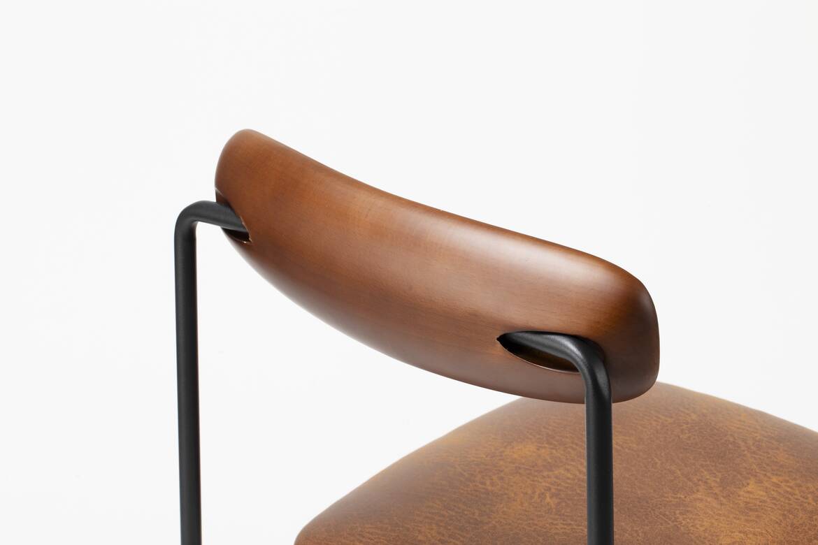 Lloyd / Studio