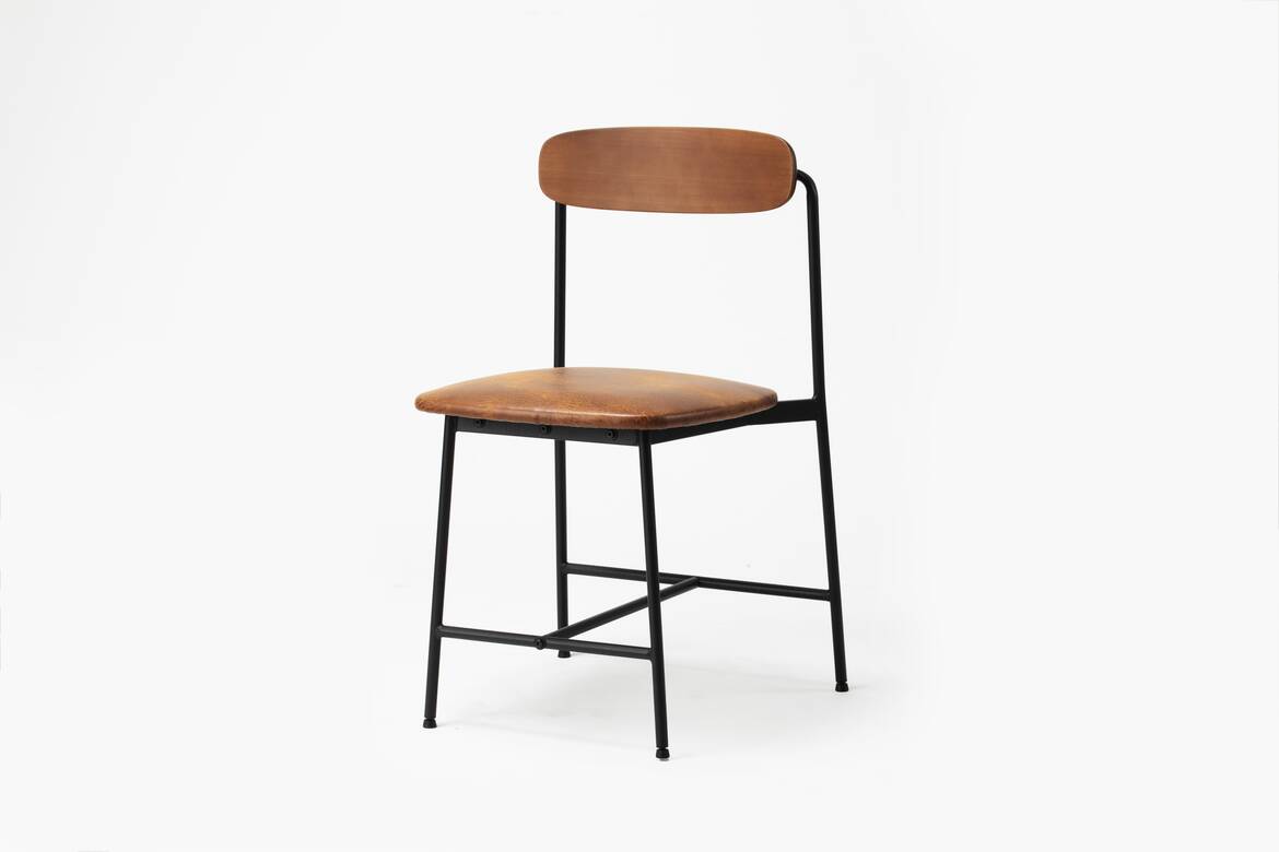 Lloyd / Studio